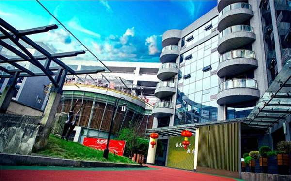 单招 vs 高考复读：湖南学子升学选择指南​